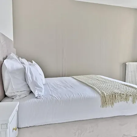 Modern And Spacious 2 Bedroom - Iii 公寓 *